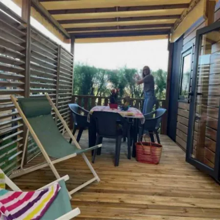 Holiday home Mobilhome 4 Etoiles - Piscine - Eeecg0 La Faute-sur-Mer
